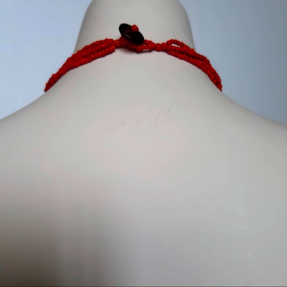 2 x $20‼️ BOHEMIAN BEADED & MOTHER PEARL NECKLACE Vibrant Red - Picture 8 of 8